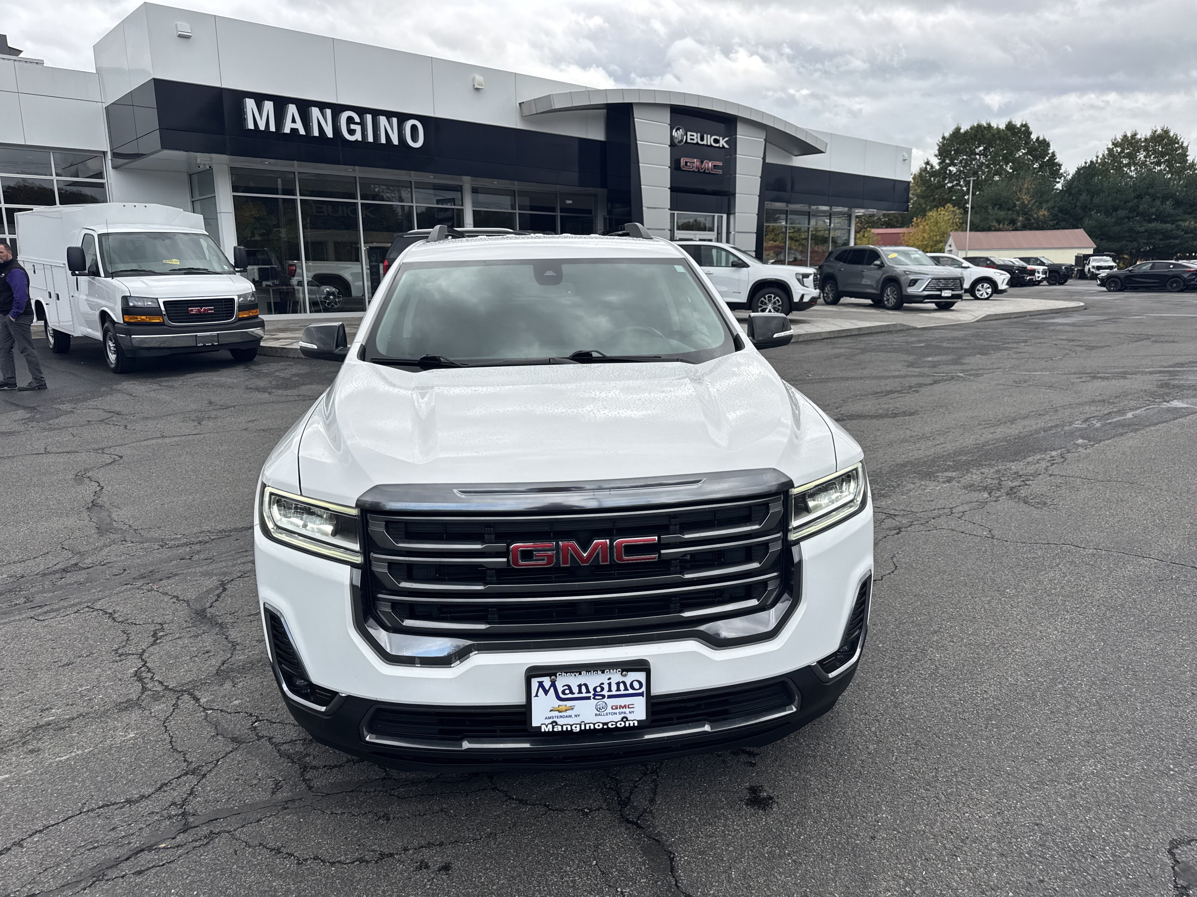 Used 2023 GMC Acadia AT4 AWD/4WD image 11