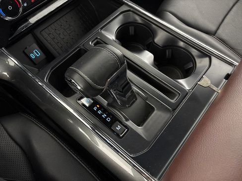 Used 2023 Ford F150 Lariat w/ Equipment Group 502A High image 28