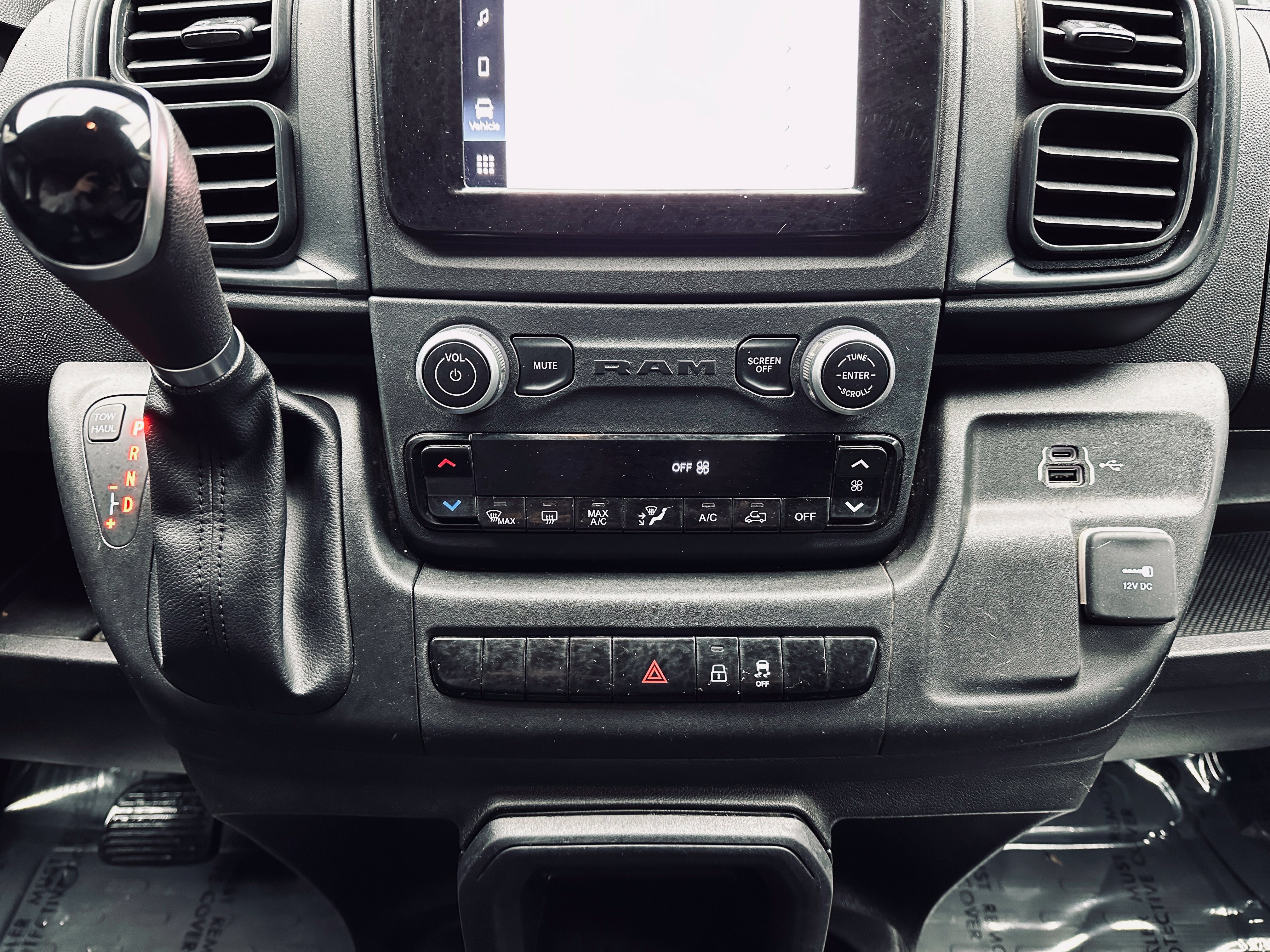 Used 2023 RAM ProMaster 2500 FWD image 28