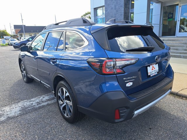 Used 2022 Subaru Outback Limited AWD/4WD image 4