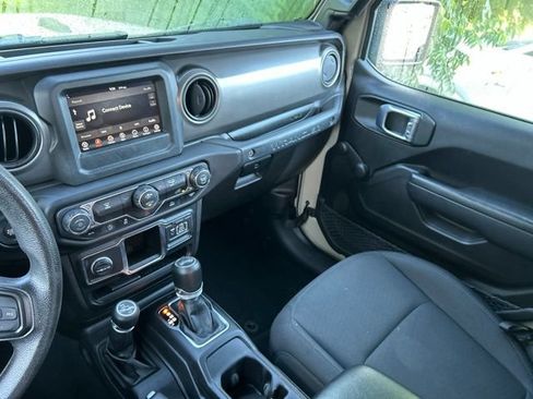 Used 2022 Jeep Wrangler Unlimited Sport AWD/4WD image 11