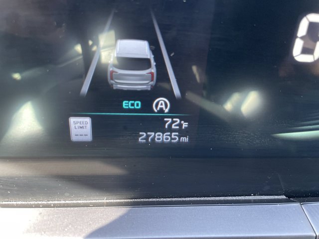 Used 2024 Kia Telluride S w/ S Sunroof Package FWD image 12