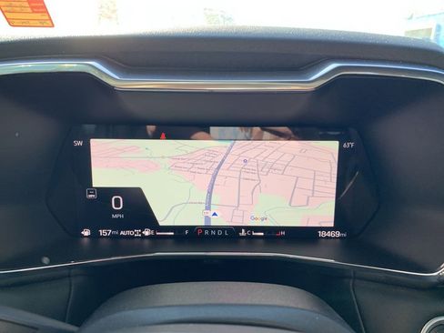 Used 2024 GMC Canyon Elevation w/ Convenience Package image 10