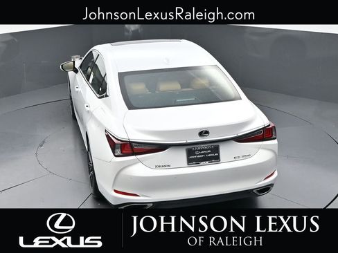 New 2025 Lexus ES 350 w/ Premium Package image 26