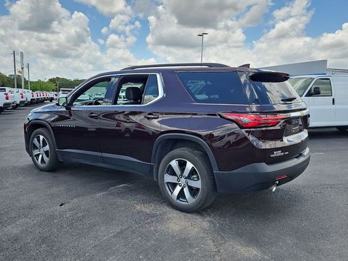 Used 2023 Chevrolet Traverse LT w/ LT Premium Package AWD/4WD image 4