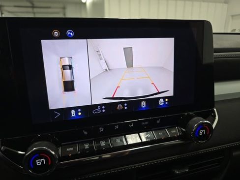 New 2025 Chevrolet Colorado LT w/ LT Convenience Package image 14