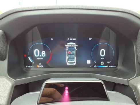 Certified 2025 Ford Explorer Platinum AWD/4WD image 19