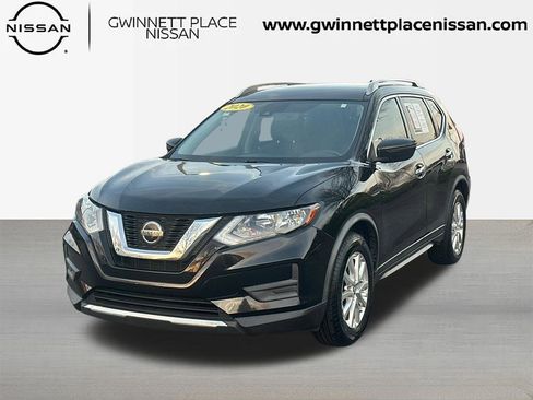 Used 2020 Nissan Rogue SV image 1