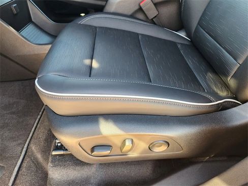 New 2026 Buick Enclave Sport Touring w/ Power Package image 17