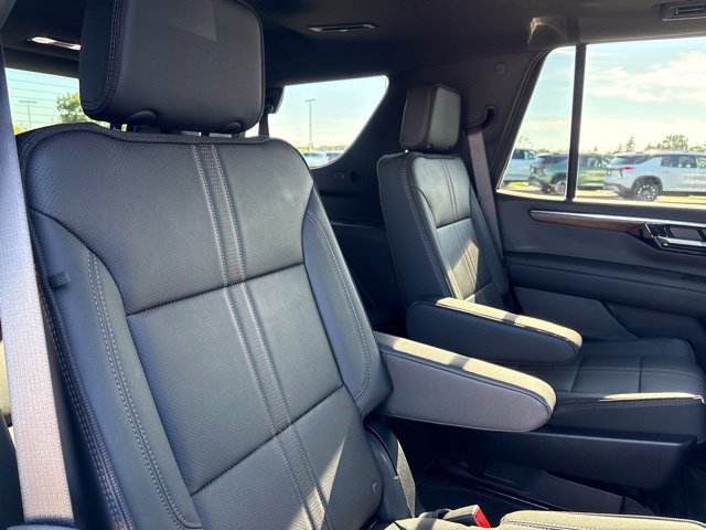 New 2026 Chevrolet Tahoe High Country AWD/4WD image 21