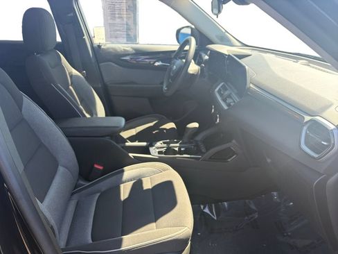 Certified 2024 Chevrolet TrailBlazer LS FWD image 17