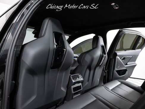 Used 2025 BMW M5 w/ Carbon Package AWD/4WD image 59