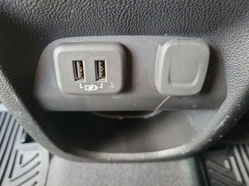 Used 2020 Chevrolet Colorado Z71 RWD image 18