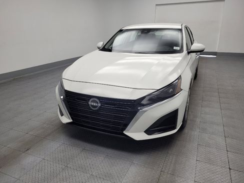 Used 2023 Nissan Altima 2.5 S FWD image 15