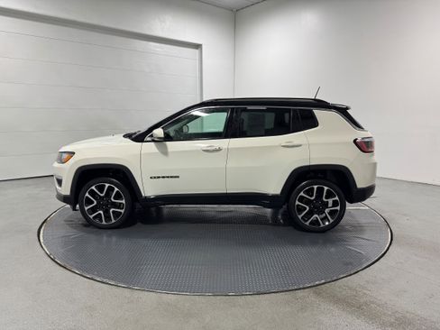 Used 2018 Jeep Compass Limited w/ Navigation Group image 25