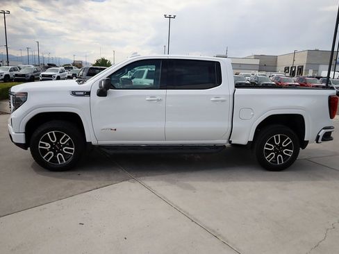New 2026 GMC Sierra 1500 AT4 w/ AT4 Premium Package image 3