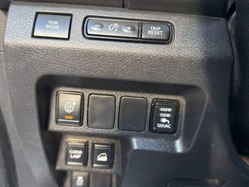 Used 2023 Nissan Frontier SV w/ SV Convenience Package image 30