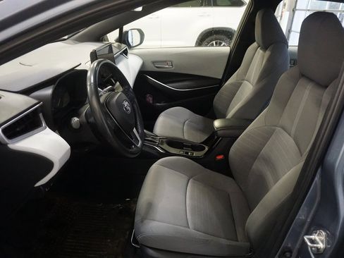 Used 2024 Toyota Corolla SE w/ SE Premium Package image 14