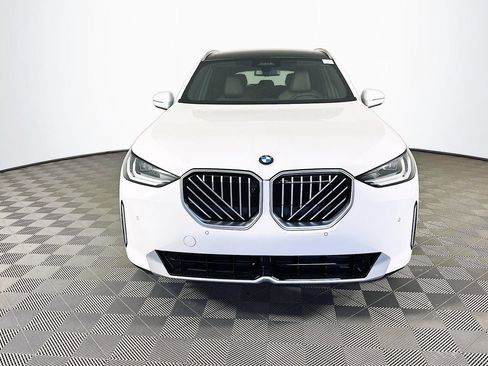 Used 2026 BMW X3 xDrive30i w/ Premium Package AWD/4WD image 3