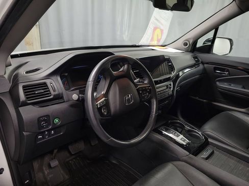Used 2022 Honda Pilot Touring image 14