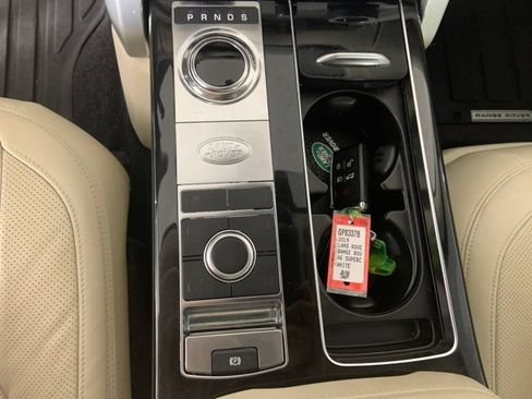 Used 2019 Land Rover Range Rover HSE AWD/4WD image 28
