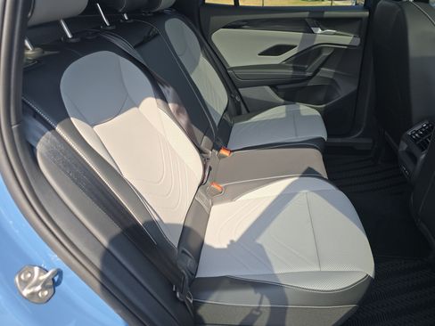 New 2026 Volkswagen Tiguan SE R-Line AWD/4WD image 17
