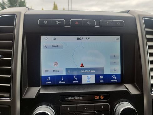 Used 2020 Ford F350 Platinum w/ Tremor Off-Road Package AWD/4WD image 26