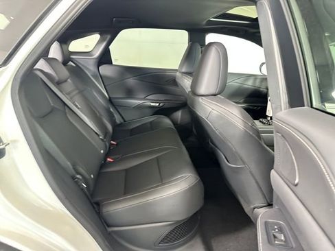 Used 2024 Lexus RX 350 w/ Convenience Package image 27