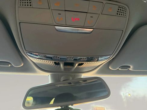 Used 2015 Mercedes-Benz C 300 4MATIC Sedan image 14