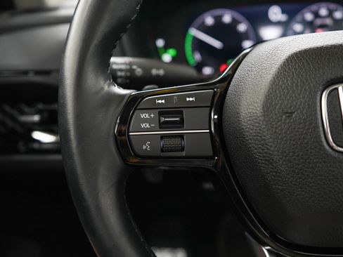 Used 2024 Honda Accord Touring image 24
