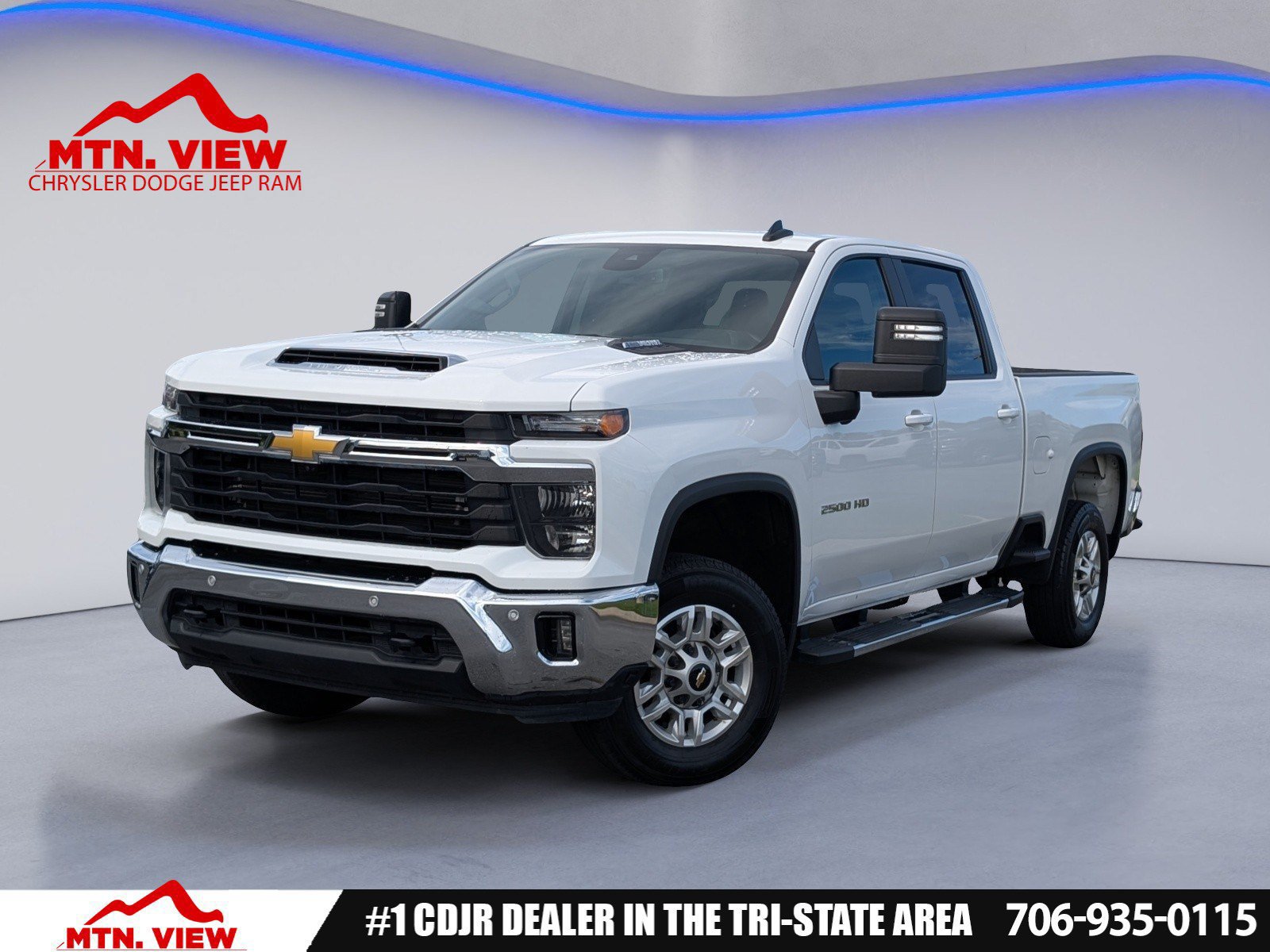 Used 2025 Chevrolet Silverado 2500 LT w/ Safety Package AWD/4WD image 1