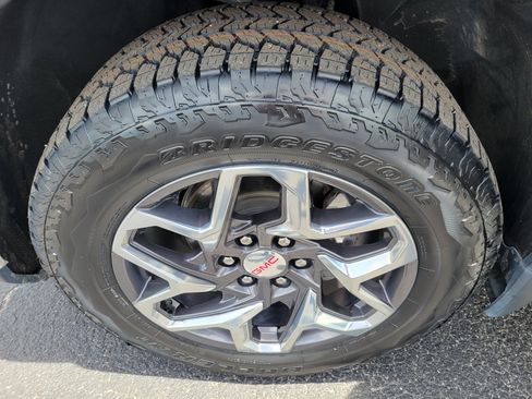 Certified 2023 GMC Sierra 1500 SLT w/ SLT Premium Package AWD/4WD image 42