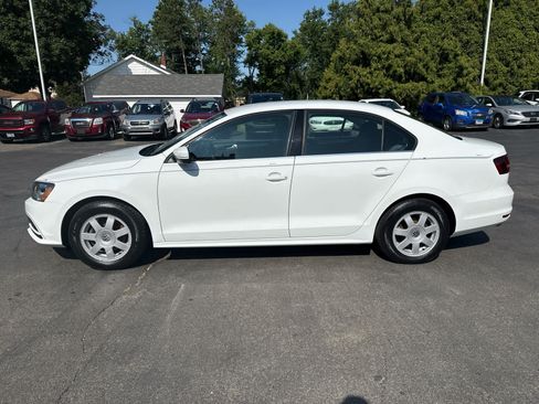 Used 2017 Volkswagen Jetta S FWD image 6