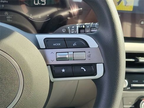 New 2026 Hyundai Tucson SE image 6