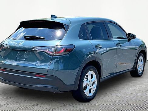 Used 2025 Honda HR-V LX image 6