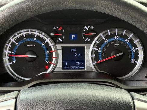 Used 2015 Toyota 4Runner Limited RWD image 16