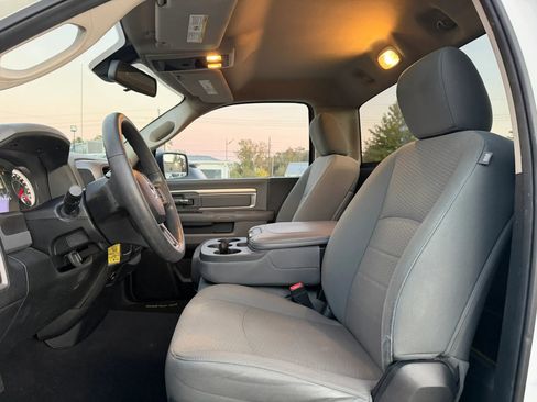 Used 2014 RAM 1500 Express image 10