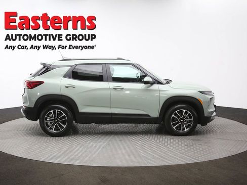 Used 2026 Chevrolet TrailBlazer LT w/ Driver Confidence Package image 44