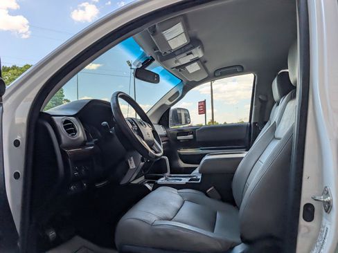 Used 2014 Toyota Tundra Limited w/ Limited Premium Package AWD/4WD image 13