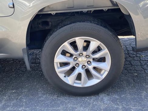 Used 2019 Chevrolet Silverado 1500 Custom w/ Custom Value Package RWD image 7