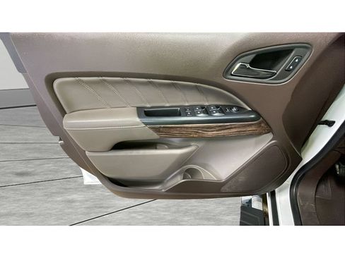 Used 2022 GMC Canyon Denali AWD/4WD image 10