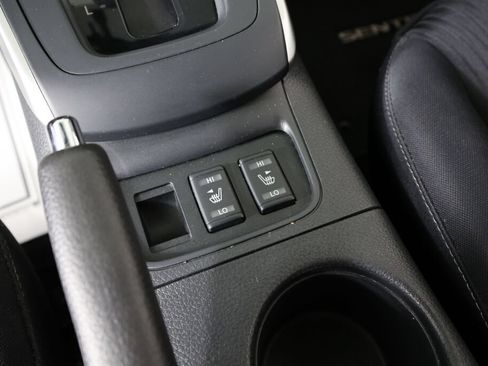 Used 2016 Nissan Sentra SV w/ All Weather Package FWD image 37