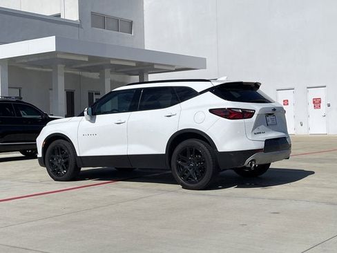 Used 2022 Chevrolet Blazer LT w/ Sound & Technology Package image 4