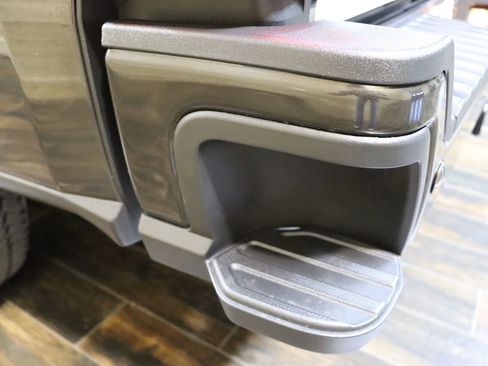 Used 2025 Ford F250 King Ranch image 29