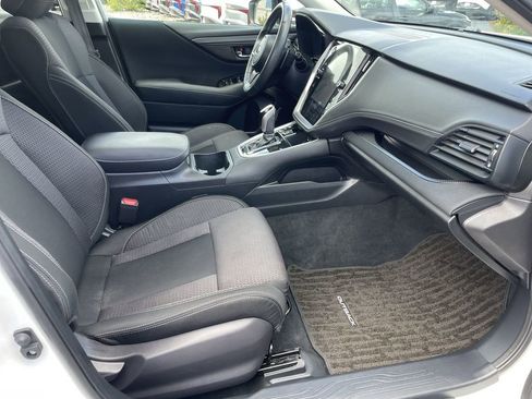 Used 2024 Subaru Outback Premium AWD/4WD image 34