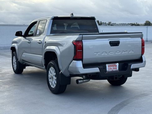 New 2026 Toyota Tacoma SR5 RWD image 12