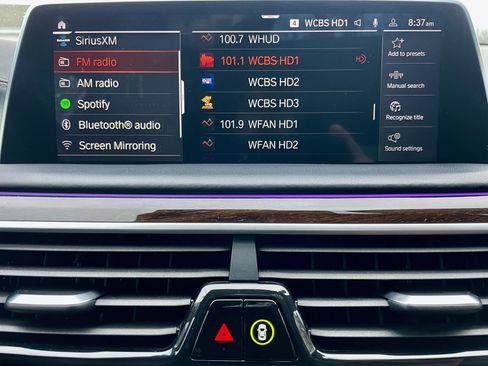 Used 2022 BMW 750i xDrive w/ Luxury Rear Seating Package image 29