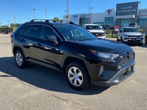 Used 2020 Toyota RAV4 LE w/ All Weather Liner Package FWD image 8