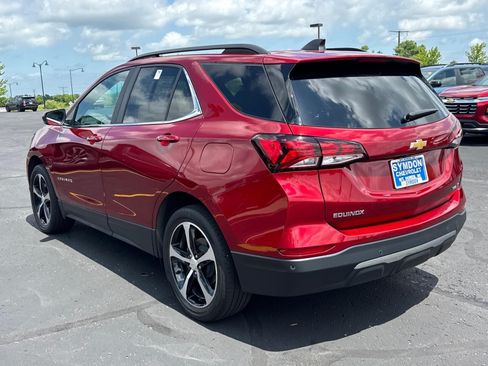 Used 2024 Chevrolet Equinox LT w/ LPO, Floor Liner Package AWD/4WD image 3