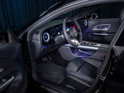 New 2026 Mercedes-Benz CLA 350 image 13